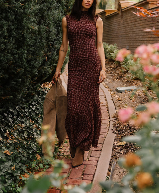 Textured Mock Neck Sleeveless Mermaid Maxi Dress