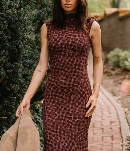 Textured Mock Neck Sleeveless Mermaid Maxi Dress